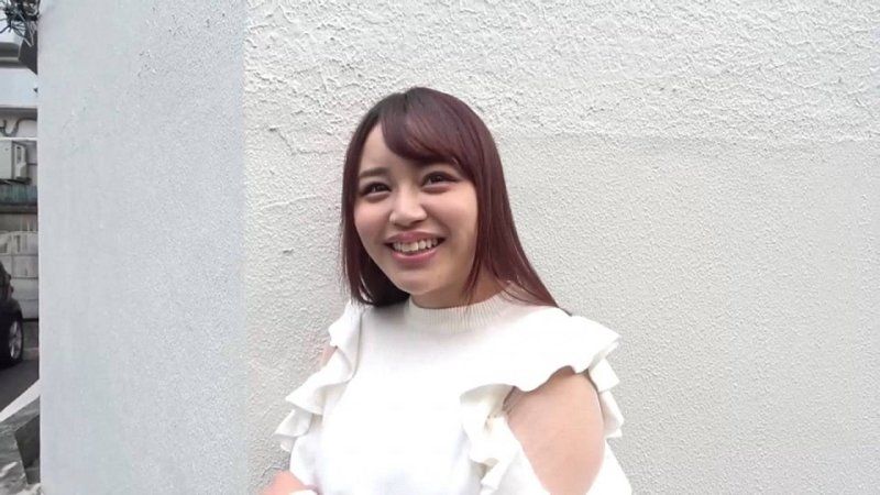 【ゆいﾁｬﾝ×個撮】オッパイタッチからスタート…ちょっと弄るとすぐ潮吹いては敏感になりすぎて連続中イキしてしました…